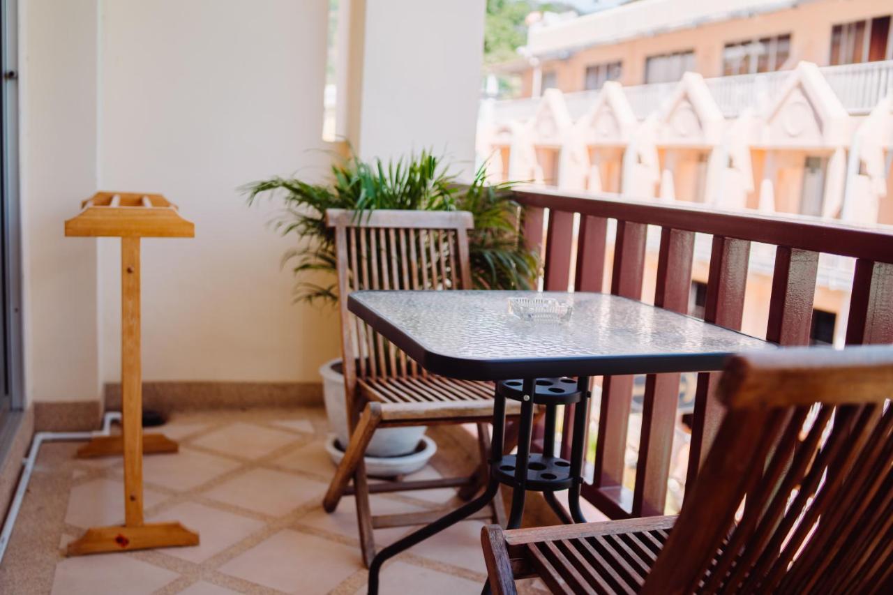 Patong Beach Side Hotel Dış mekan fotoğraf
