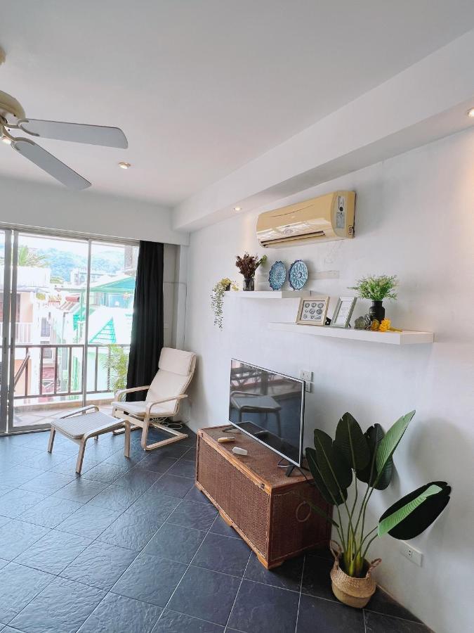 Patong Beach Side Hotel Dış mekan fotoğraf